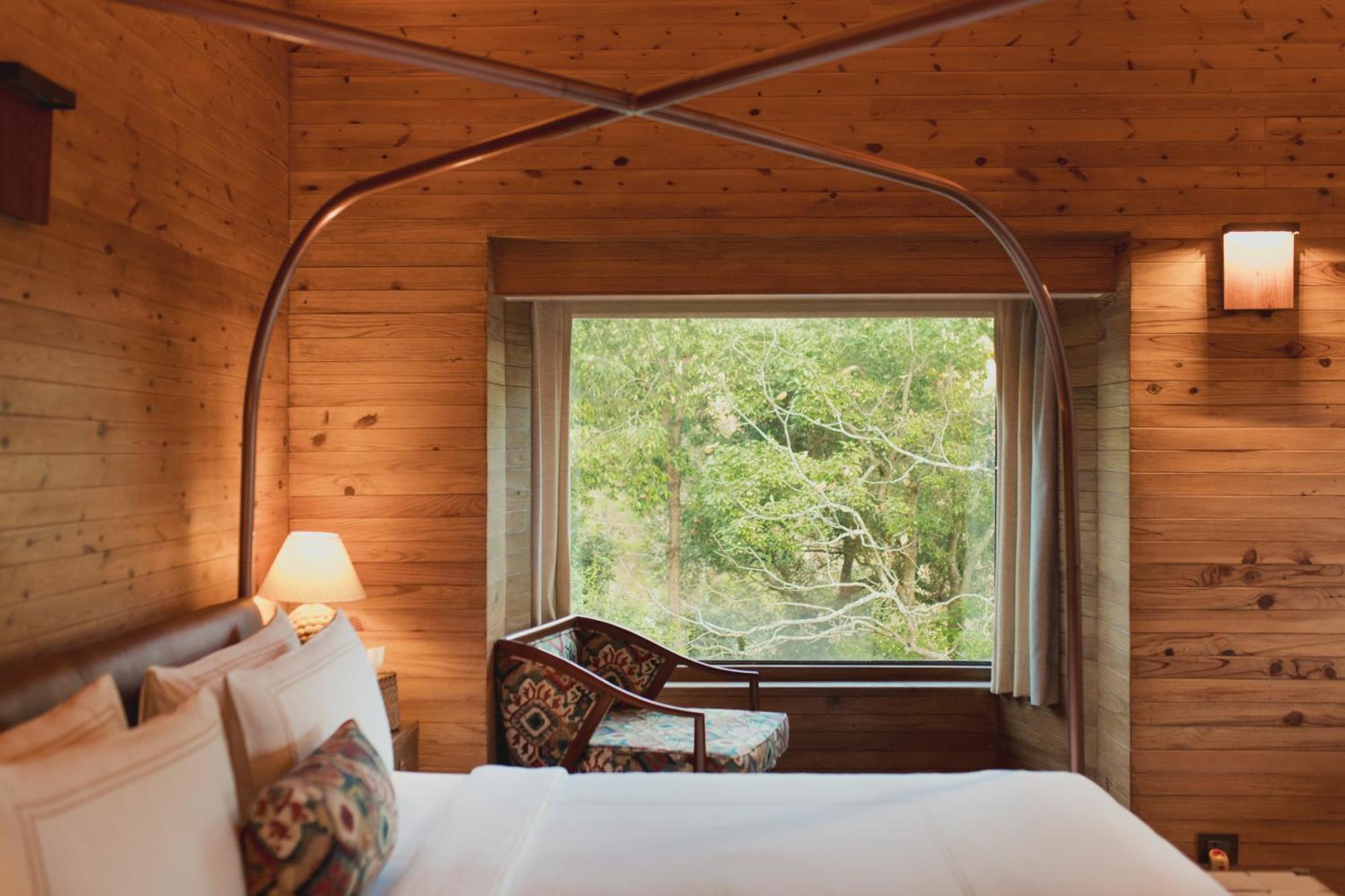 Brij Atmanya Bhowali, Nainital, A Luxury Mountain Escape 외부 사진