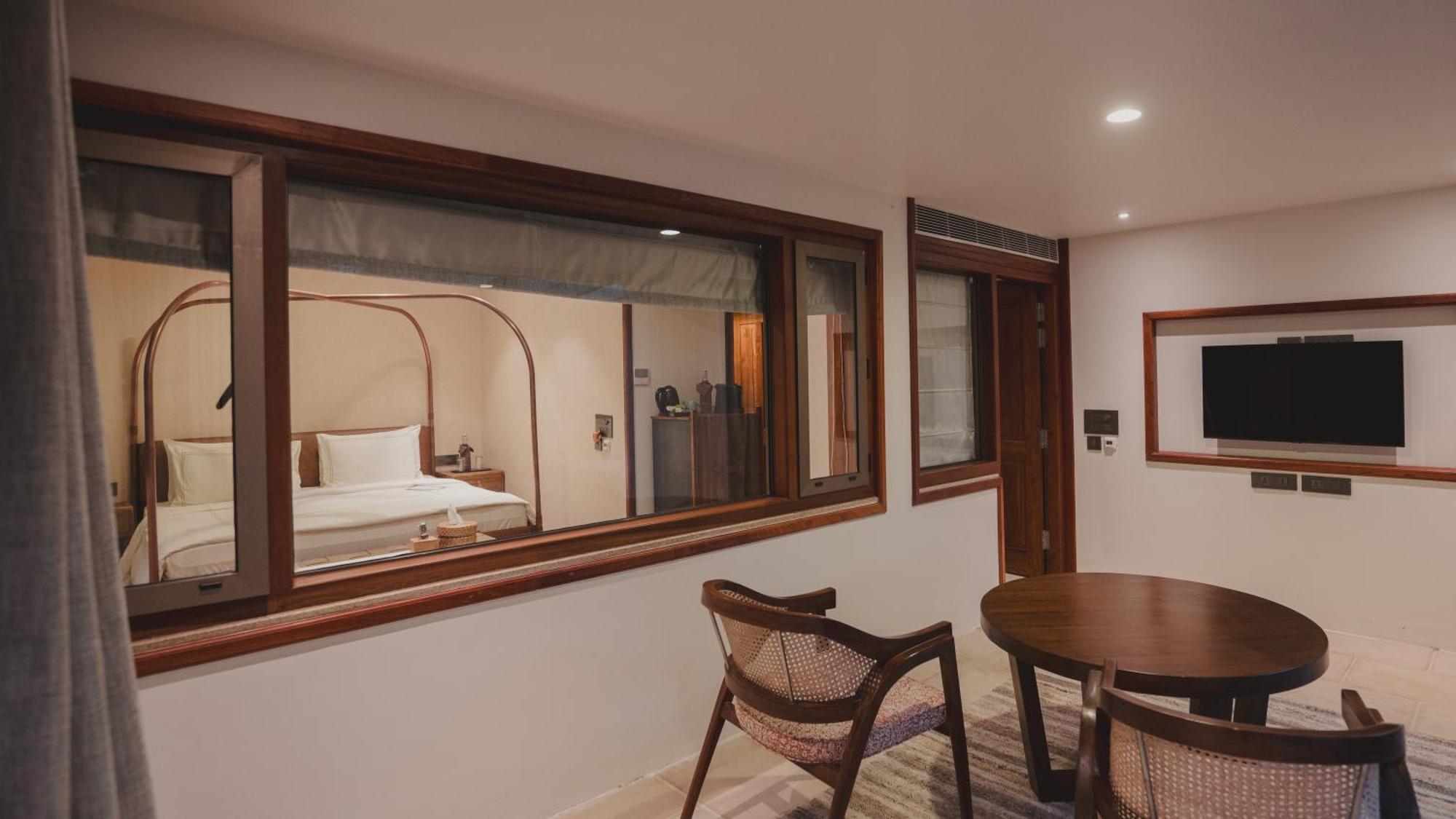 Brij Atmanya Bhowali, Nainital, A Luxury Mountain Escape 외부 사진